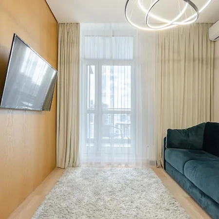 Petrovdom In Best Apartments In Rc Central Park Kyiv Exterior photo