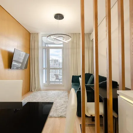 Petrovdom In Best Apartments In Rc Central Park Kyiv Exterior photo