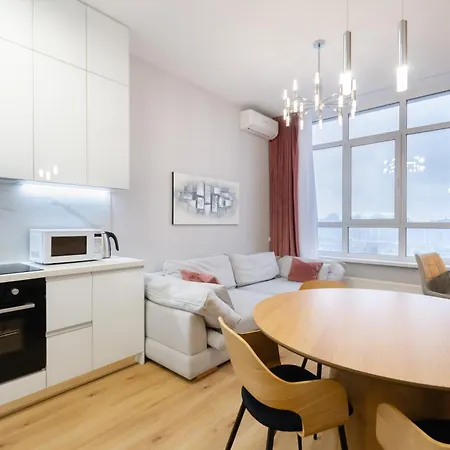 Petrovdom In Best Apartments In Rc Central Park Kyiv Exterior photo